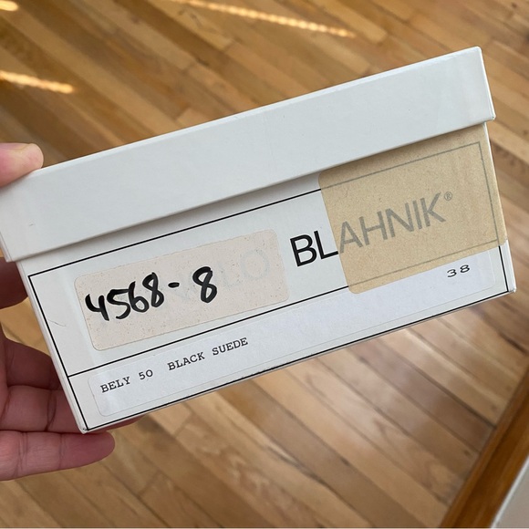 Manolo Blahnik Black Heels with Kitten Heel Mules Bely 50 Suede 38 8 7.5 - Picture 15 of 15